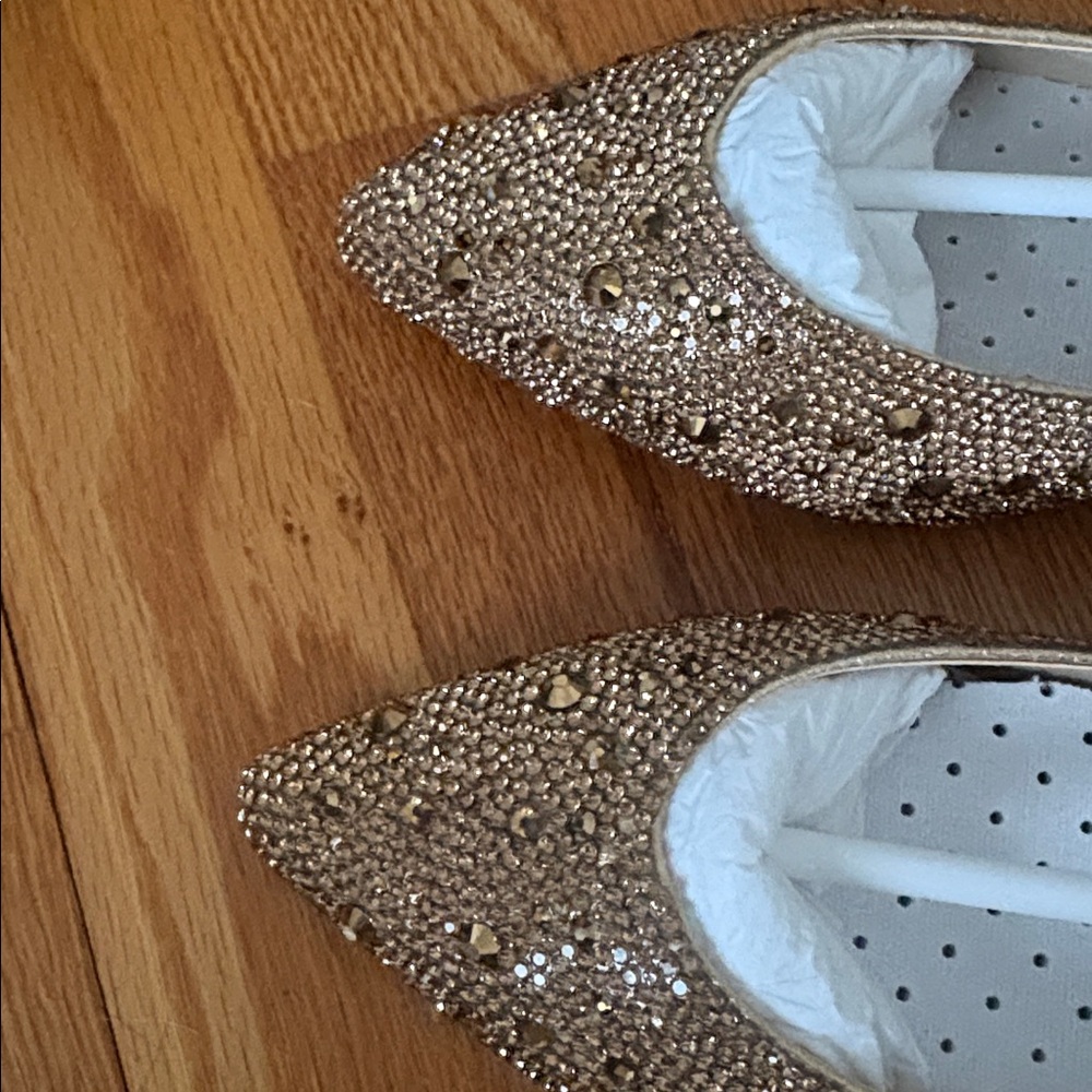 Betsey Johnson Gold Embellished Flats 6.5 - Picture 4 of 8